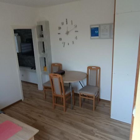 UžiceStan Na Dan Im公寓 外观 照片